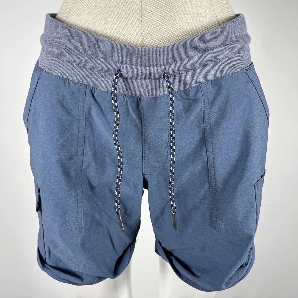 Columbia/ Shorts Sz M